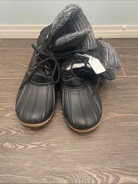 Henry Ferrera Black women’s Waterproof Duck Boots with Gray Knit Cuffs